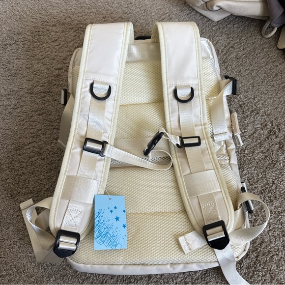 Elegant Cream Men's Backpack - Picture 4 of 8